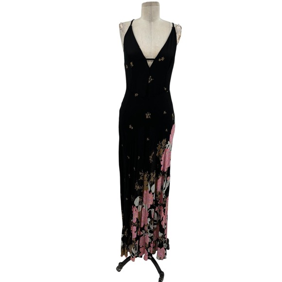Free People Get To You Printed Maxi Slip Dress Black Floral Print Size‎ Small